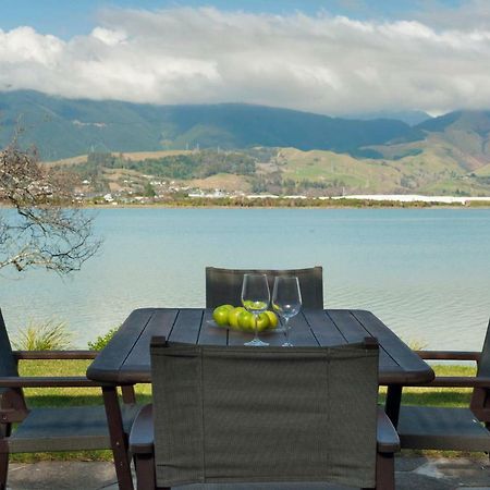 Villa Monaco Waterside Magic Nelson Esterno foto